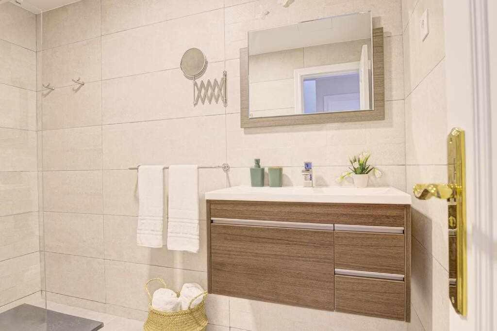 La Favorita Preciosa Villa Con Piscina Privada Corralejo Eksteriør billede